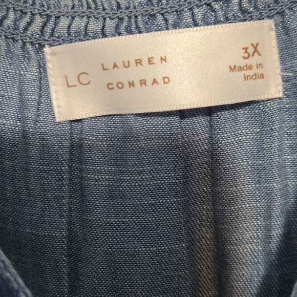 LC Lauren Conrad Blue Short Sleeve Denim Top - Picture 2 of 6